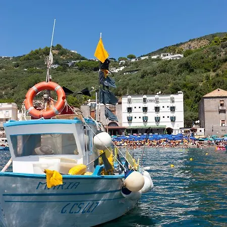 Le Sirene 3*
